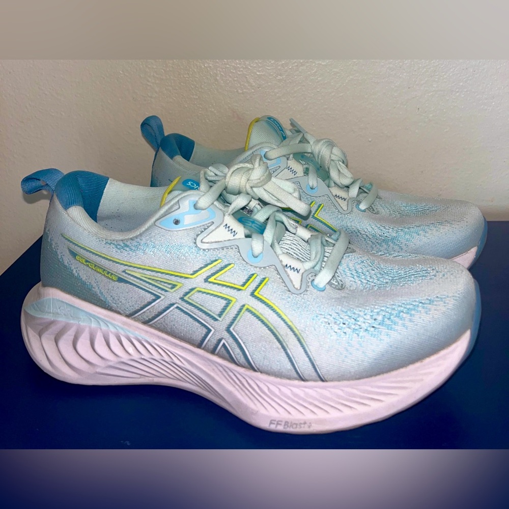 ASICS GEL-CUMULUS 25 women’s running shoes Soothing Sea/Glow Yellow size 8